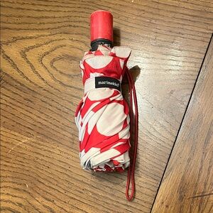 Marimekko Vibrant Red and White Compact Umbrella
